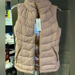 NWT Calvin Klein baby pink vest with zippers
